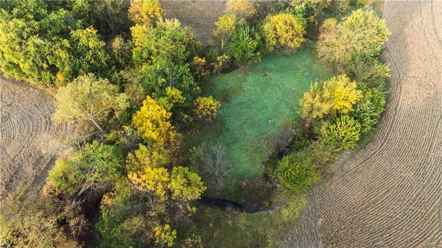 $942,991 | 3787 H Highway, Darlington, MO 64438