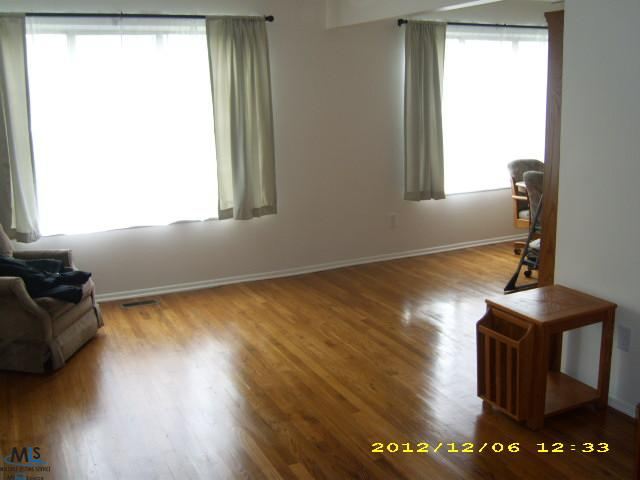 29410 Hoover Road Warren, MI 48093 - Photo 8 of 10 31128883-7.JPG