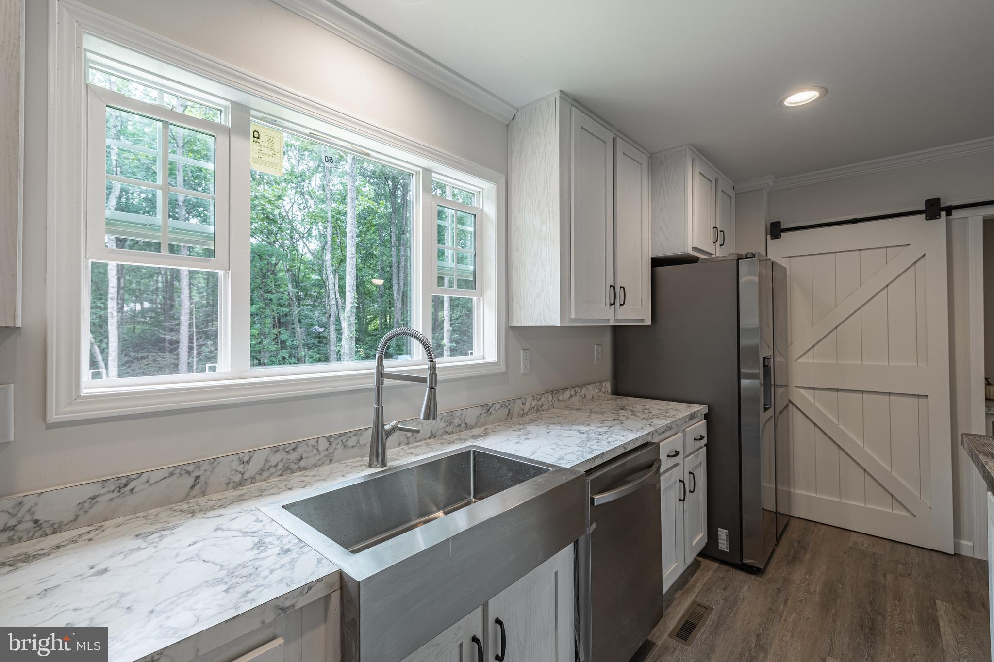 307 Larkspur Road Ruckersville, VA 22968 - Photo 22 of 72 Stainless sink with apron
