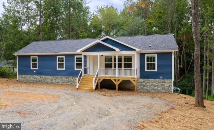 307 Larkspur Road Ruckersville, VA 22968 - Photo 7 of 72 OPTIONAL Stone front
