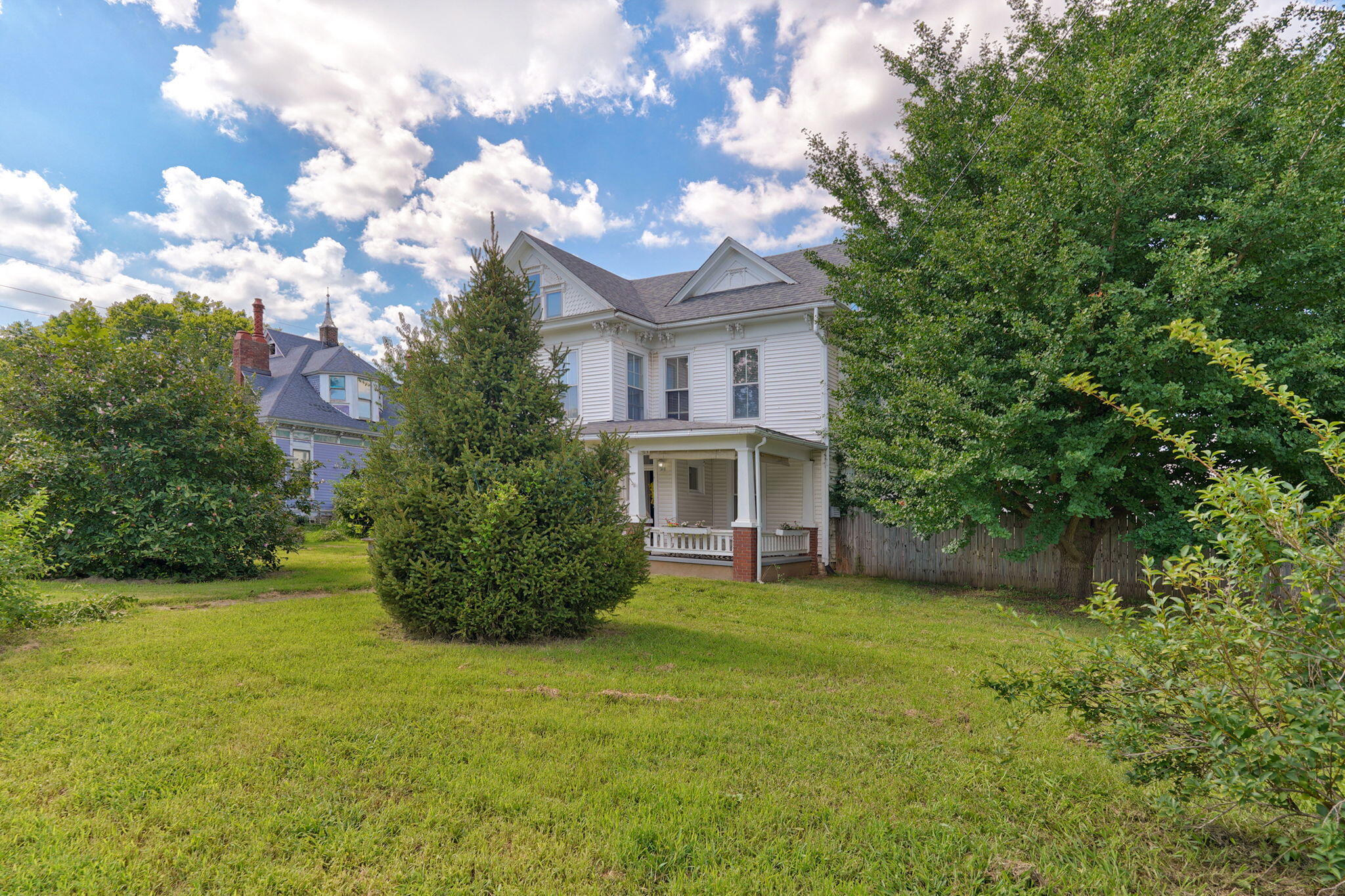 925 West Walnut Street Springfield, MO 65806 - Photo 6 of 41 925 W Walnut St-1