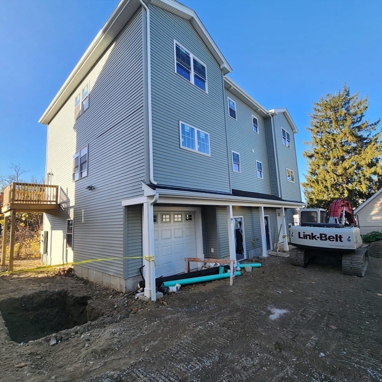 206 Durfee Street, Unit 4A Fall River, MA 02720 - Photo 4 of 11 Gallery Image 4