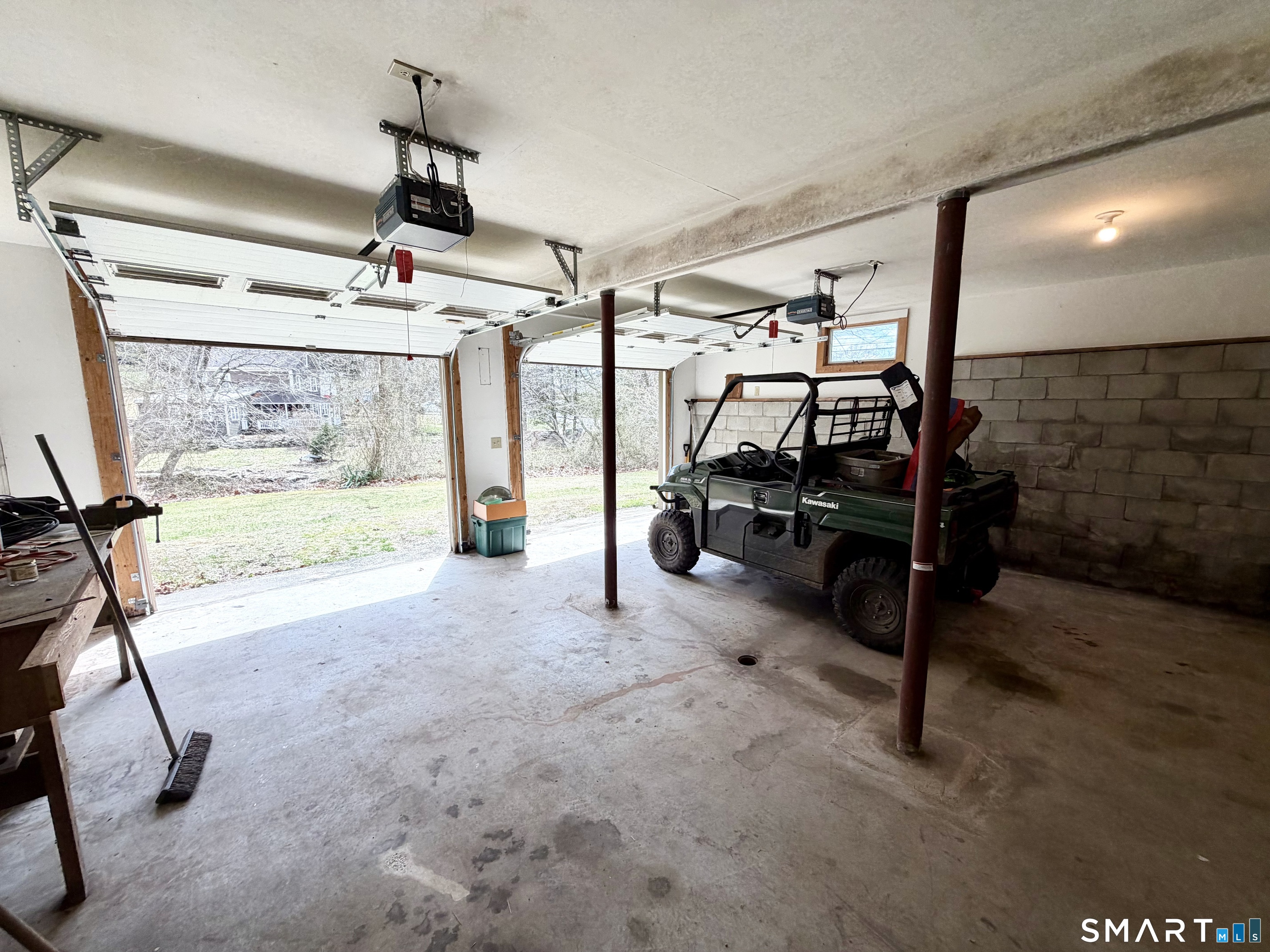 241 Niantic River Road Waterford, CT 06385 - Photo 32 of 40