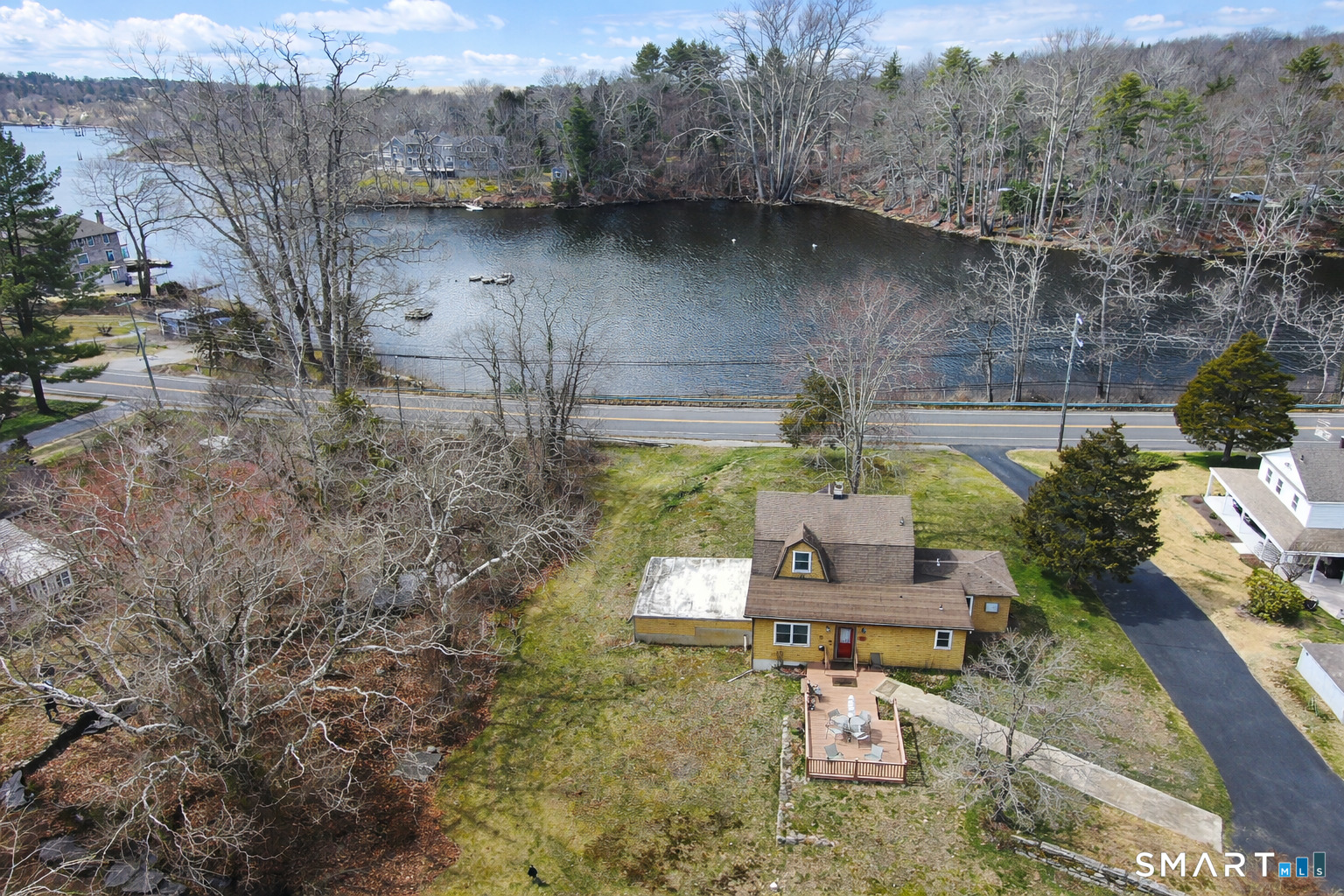 241 Niantic River Road Waterford, CT 06385 - Photo 40 of 40