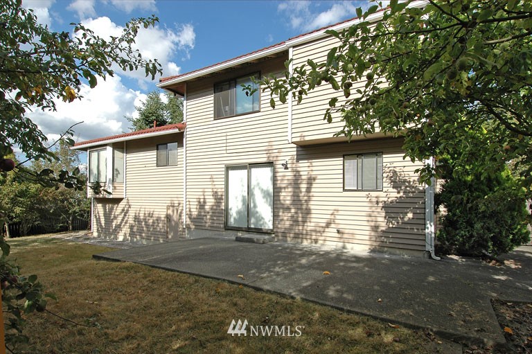2701 Mill Avenue South Renton, WA 98055 - Photo 2 of 15 Gallery Image 2