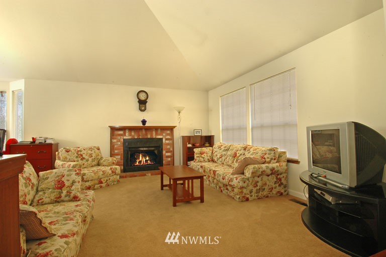 2701 Mill Avenue South Renton, WA 98055 - Photo 7 of 15 Gallery Image 7