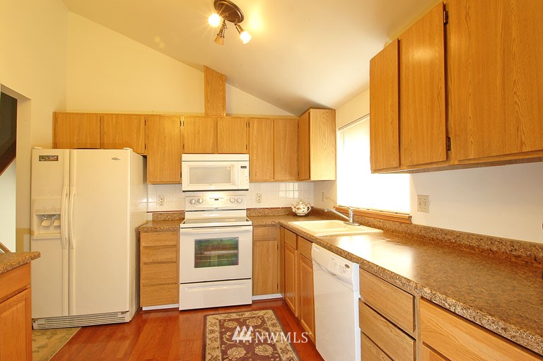2701 Mill Avenue South Renton, WA 98055 - Photo 9 of 15 Gallery Image 9