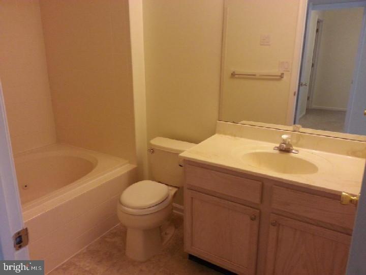 904 Coventry Way Mount Laurel, NJ 08054 - Photo 8 of 13