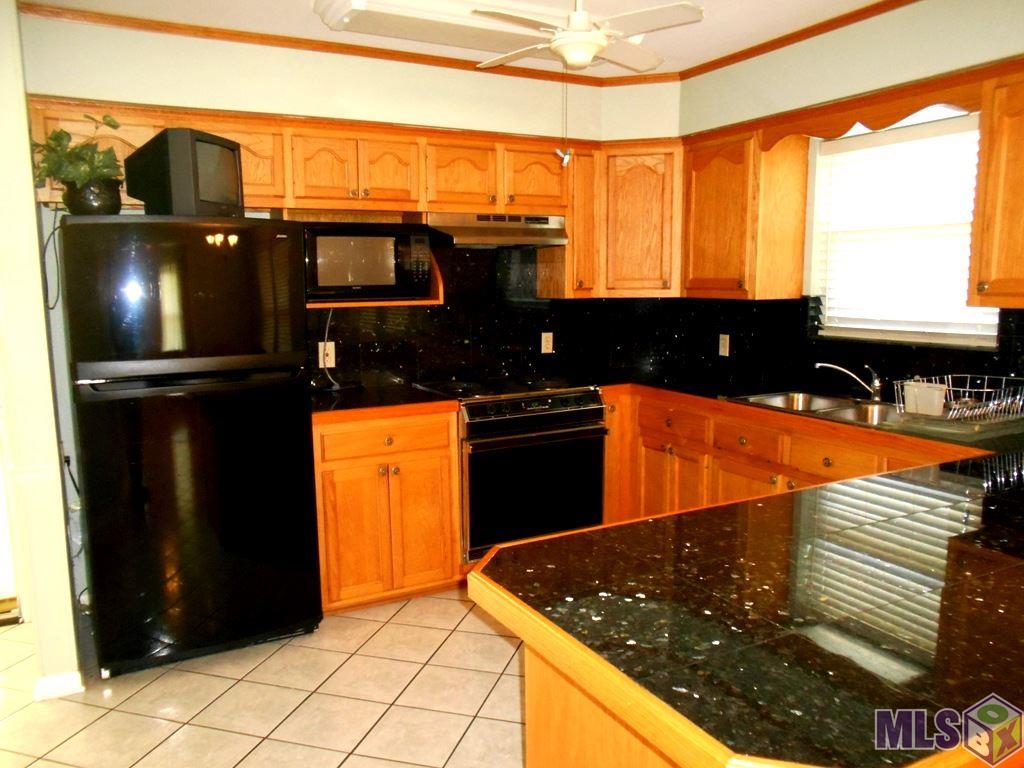 38152 H Armond Road Geismar, LA 70734 - Photo 11 of 26 Kitchen