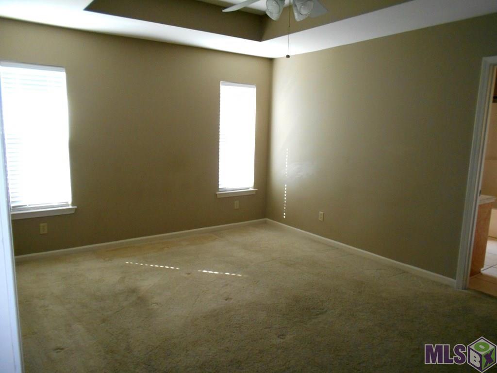 38152 H Armond Road Geismar, LA 70734 - Photo 15 of 26 Master Bedroom 18 x 16'