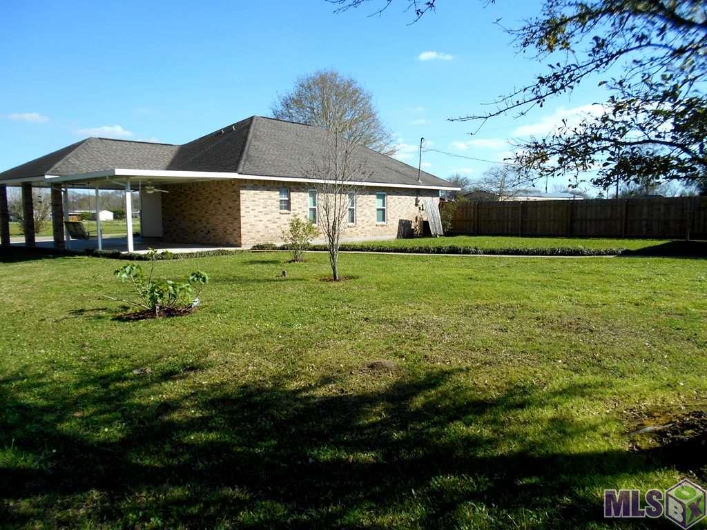 38152 H Armond Road Geismar, LA 70734 - Photo 7 of 26 View of Rear Yard