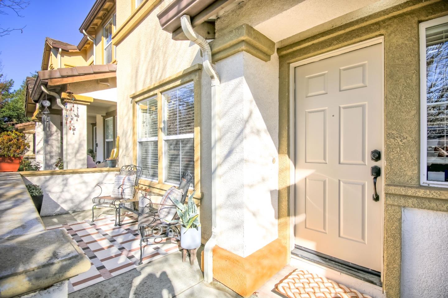 1031 Santa Rosa Court Watsonville, CA 95076 - Photo 3 of 23