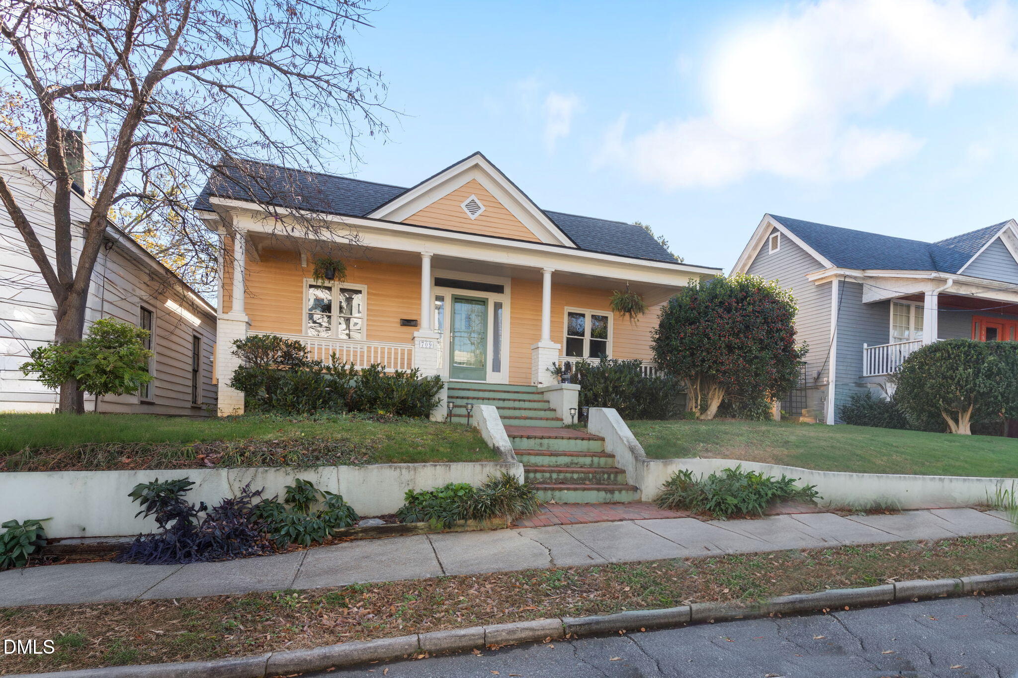 709 West North Street Raleigh, NC 27603 - Photo 3 of 42 front view of a house with a yard