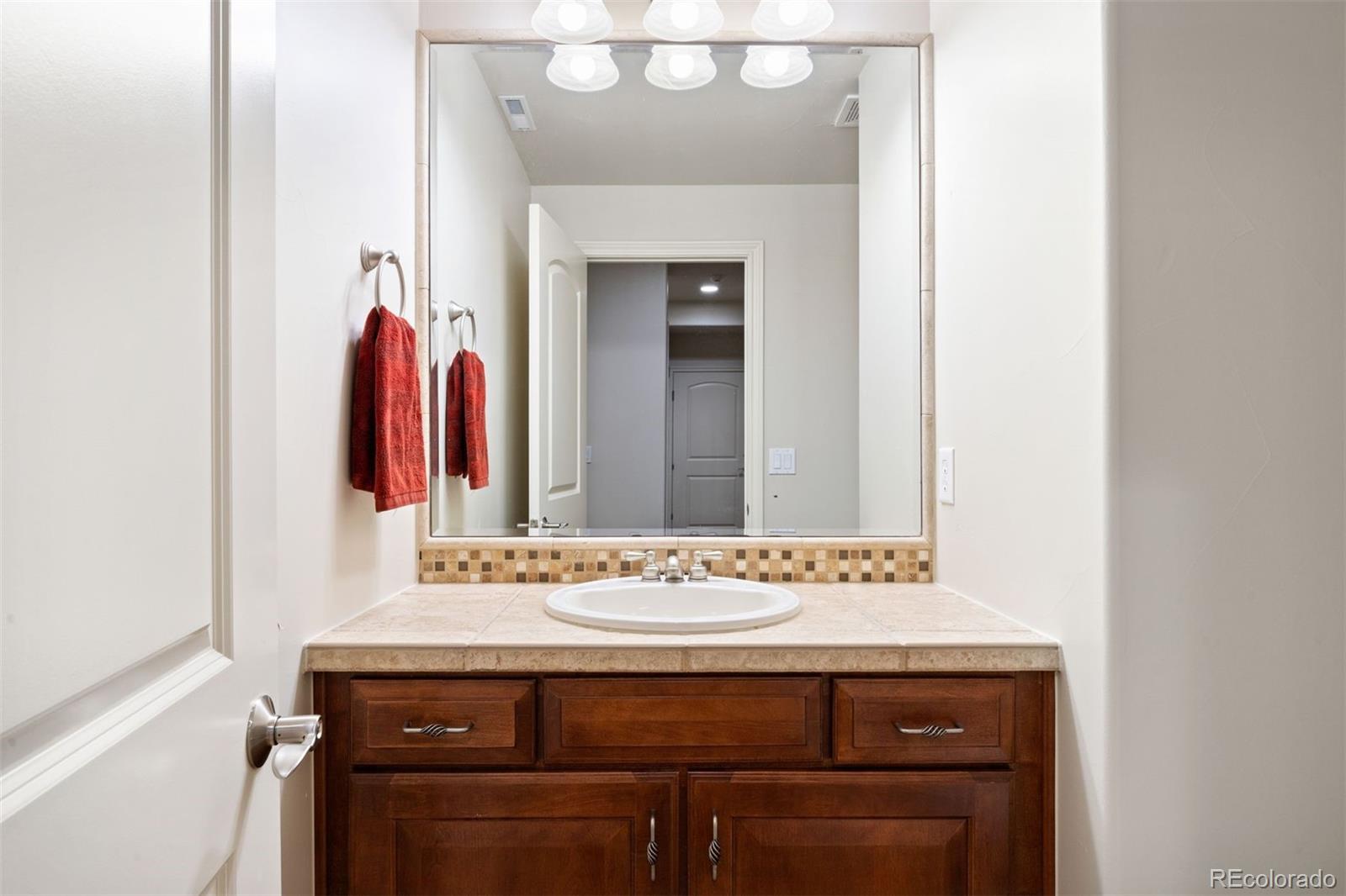 4366 Chateau Ridge Lane Castle Rock, CO 80108 - Photo 40 of 50 Gallery Image 40