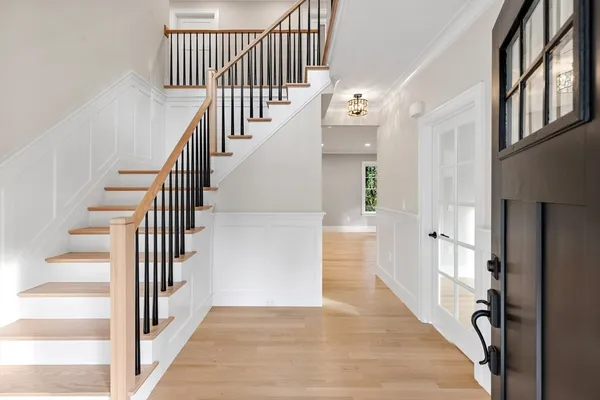 $2,350,000 | 6 Lane Avenue, Bedford, MA 01730