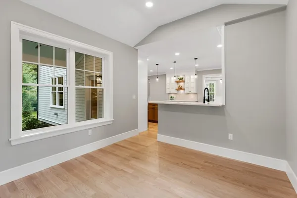 $2,350,000 | 6 Lane Avenue, Bedford, MA 01730