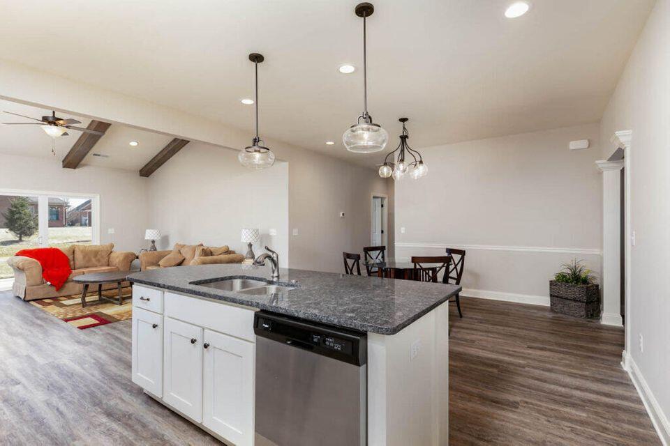 115 Stone Ridge Drive Frankfort, KY 40601 - Photo 4 of 7 tan3