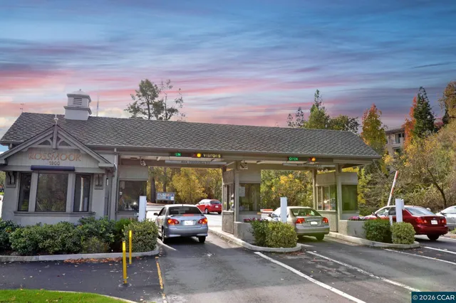 $749,000 | 2308 Pine Knoll Drive, Unit 2, Walnut Creek, CA 94595