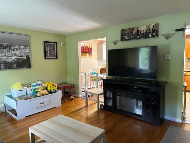 8 Bear Hill Road Reading, MA 01867 - Photo 8 of 16 Gallery Image 8