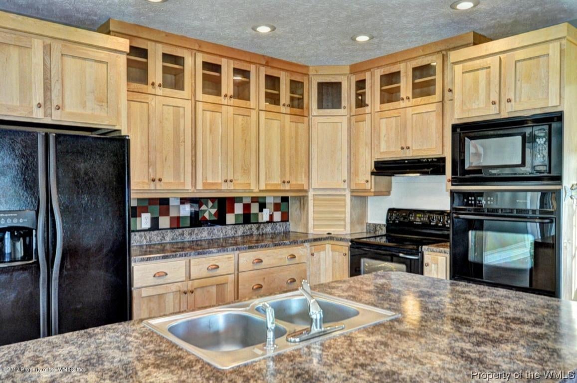 1601 Dandy Loop Road Yorktown, VA 23692 - Photo 17 of 38 Gallery Image 17