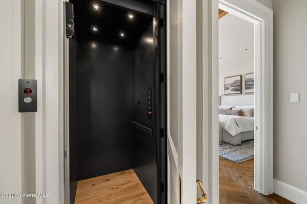 $10,900,000 | 3929 South Appian Court, Coeur D'Alene, ID 83814