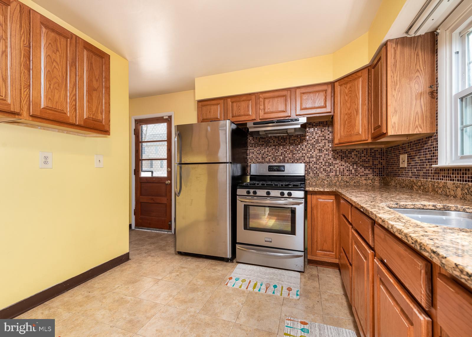 6830 Richardson Road Baltimore, MD 21207 - Photo 3 of 22 Upgraded kitchen with stainless steel appliances