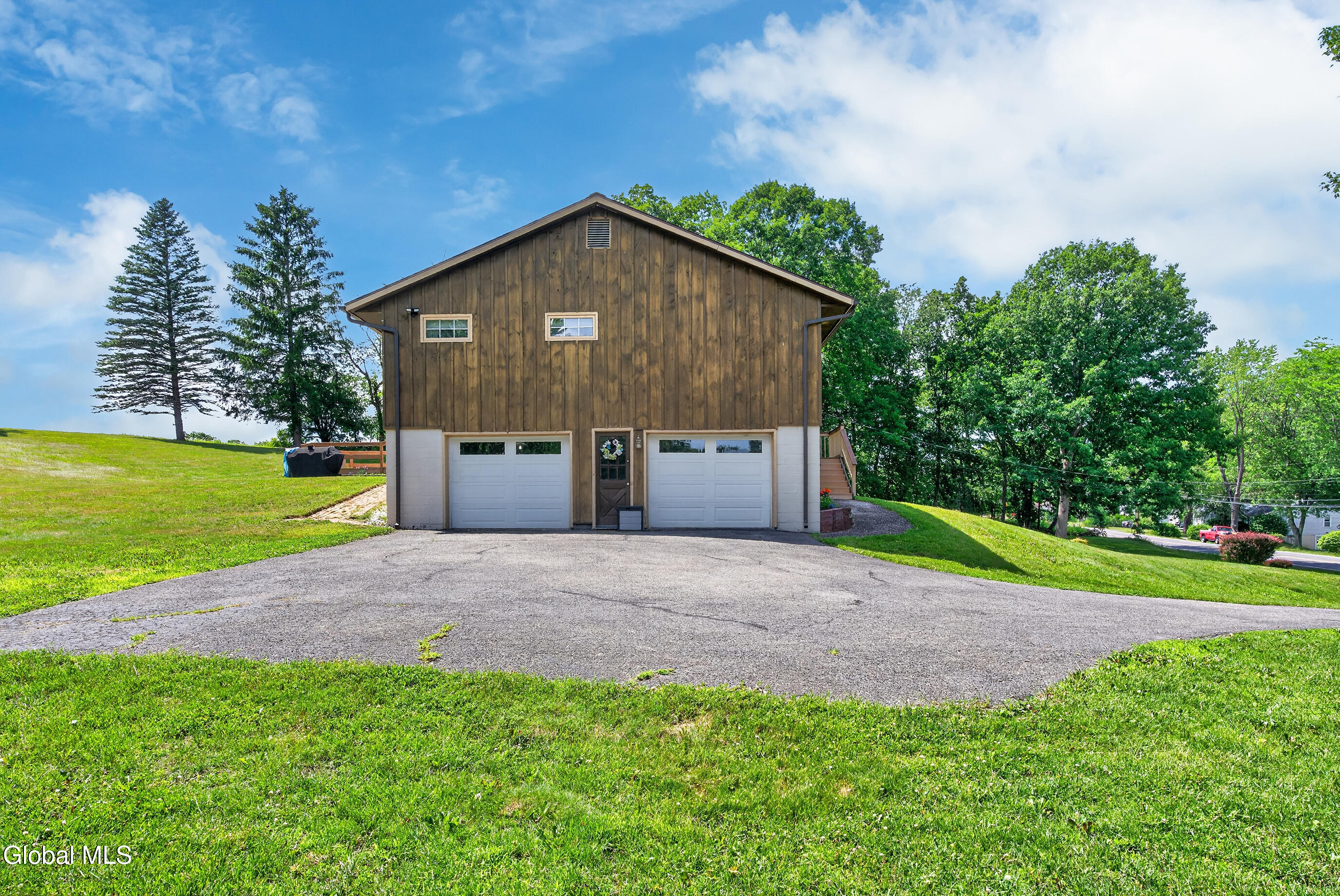 337 Quackenbush Road Princetown, NY 12306 - Photo 8 of 49 009-337-Quackenbush-Road-Schenectady-NY-