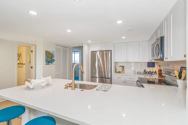 $349,000 | 311 69th Avenue North, Unit 302, Myrtle Beach, SC 29572