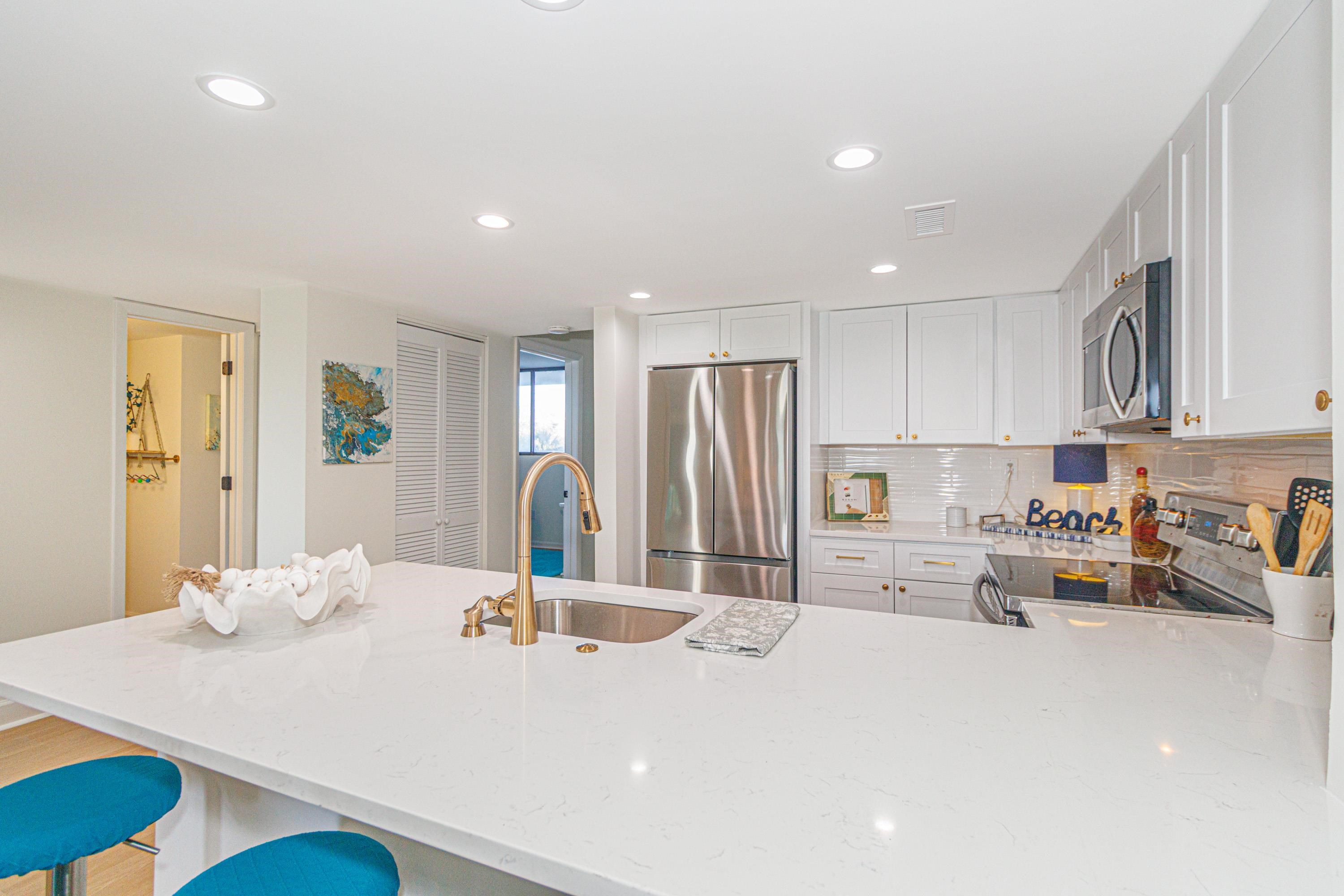 311 69th Avenue North, Unit 302 Myrtle Beach, SC 29572 - Photo 4 of 40