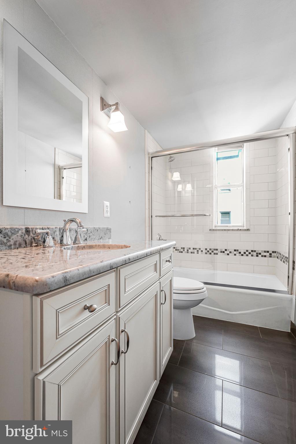 2127 California Street Northwest, Unit 704 Washington, DC 20008 - Photo 22 of 27 Bath