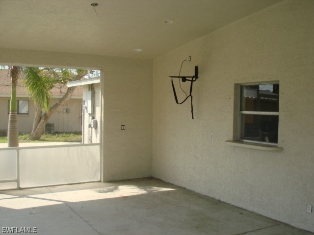 18607 Flamingo Road Fort Myers, FL 33967 - Photo 6 of 7 a view of a room that has a lot of cabinets