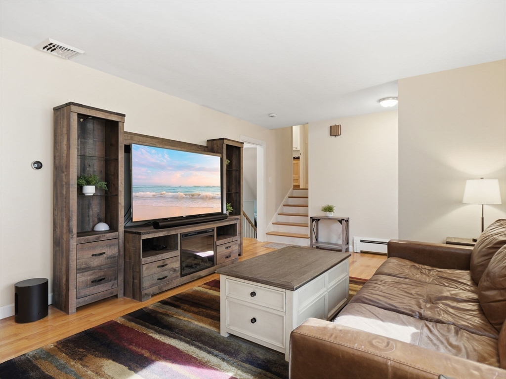 62 Juniper Road Andover, MA 01810 - Photo 12 of 38