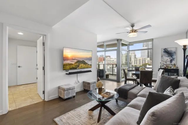 $3,200 | 800 The Mark Lane, Unit 803, San Diego, CA 92101