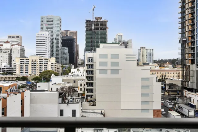 $3,200 | 800 The Mark Lane, Unit 803, San Diego, CA 92101