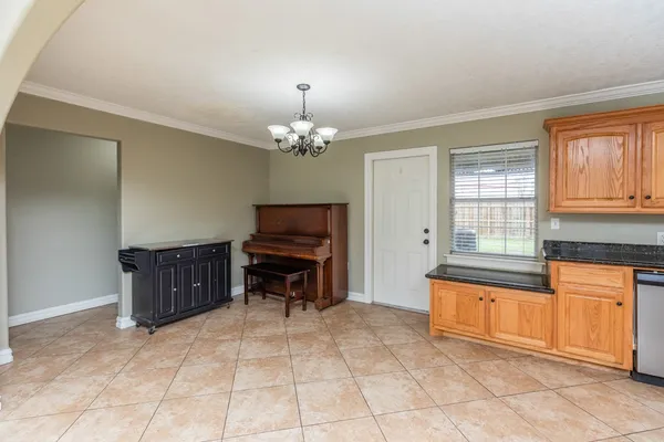 $169,900 | 970 Charleston Circle, Bridge City, TX 77611