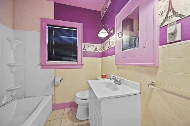 $124,900 | 228 Wall Street, Jackson, MI 49203