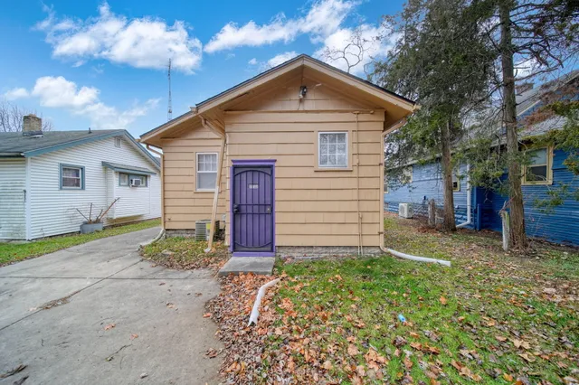 $124,900 | 228 Wall Street, Jackson, MI 49203