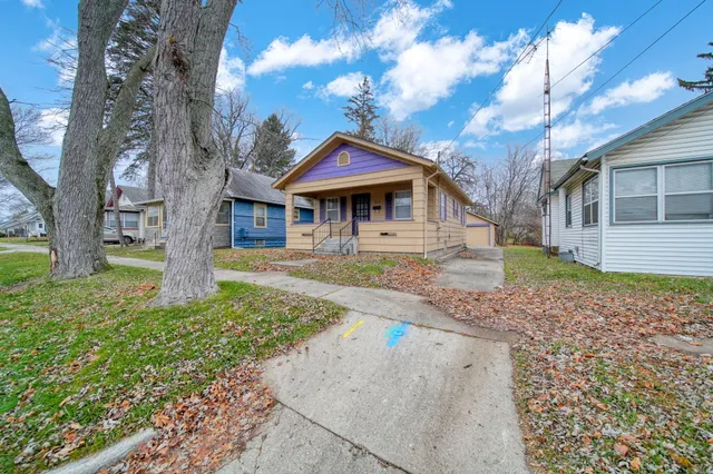 $124,900 | 228 Wall Street, Jackson, MI 49203