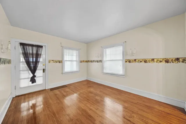 $124,900 | 228 Wall Street, Jackson, MI 49203