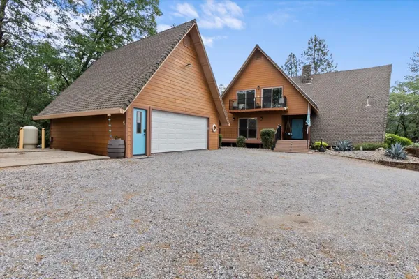 $748,800 | 19754 Solus Campground Road, Lakehead, CA 96051