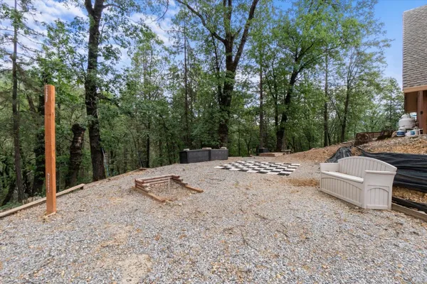 $748,800 | 19754 Solus Campground Road, Lakehead, CA 96051