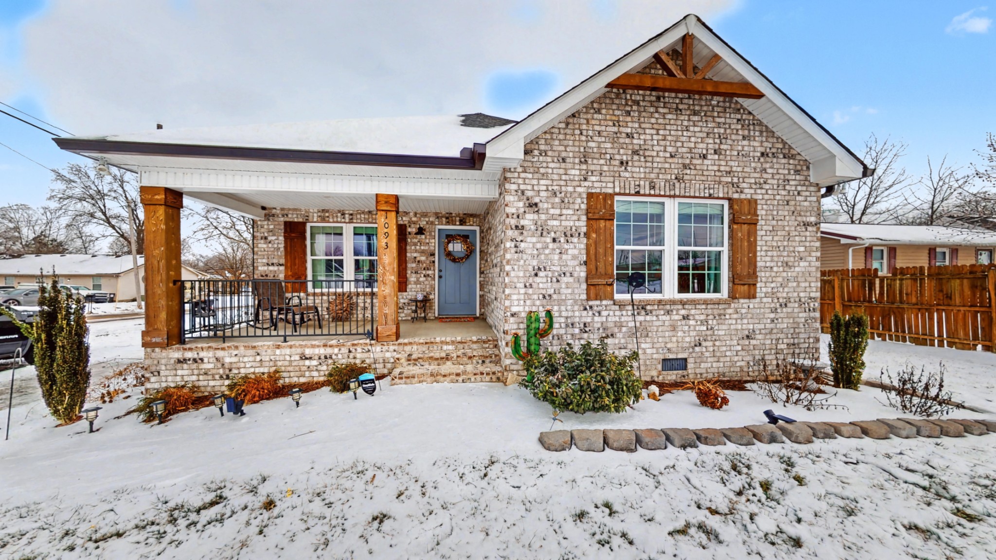 1093 Main Street Greenbrier, TN 37073 - Photo 5 of 26 a front view of a house