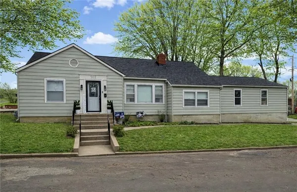 $220,000 | 502 Amelia Avenue, Lexington, MO 64067