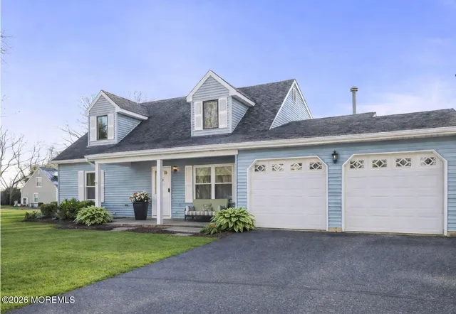 $669,900 | 31 Sweetbriar Trail, Howell, NJ 07731