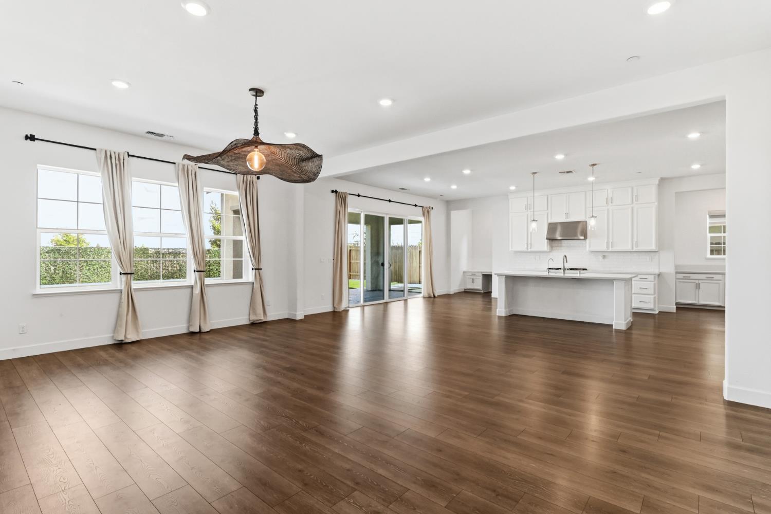 7606 Afonso Way Elk Grove, CA 95757 - Photo 2 of 79