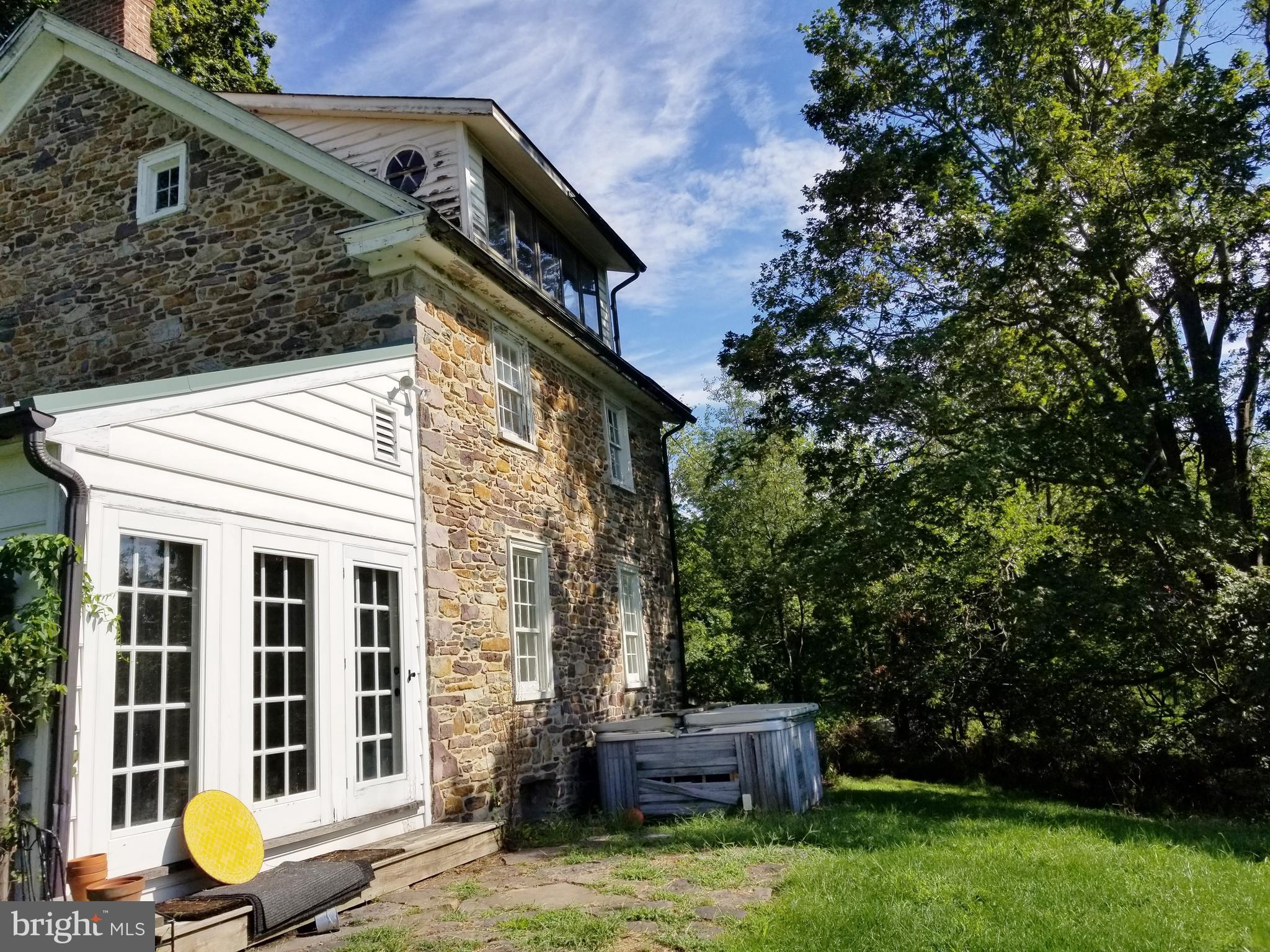 7082 Sladek Road New Hope, PA 18938 - Photo 18 of 41