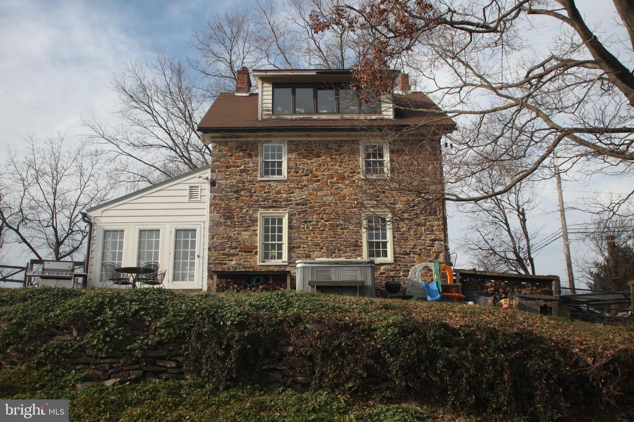7082 Sladek Road New Hope, PA 18938 - Photo 19 of 41