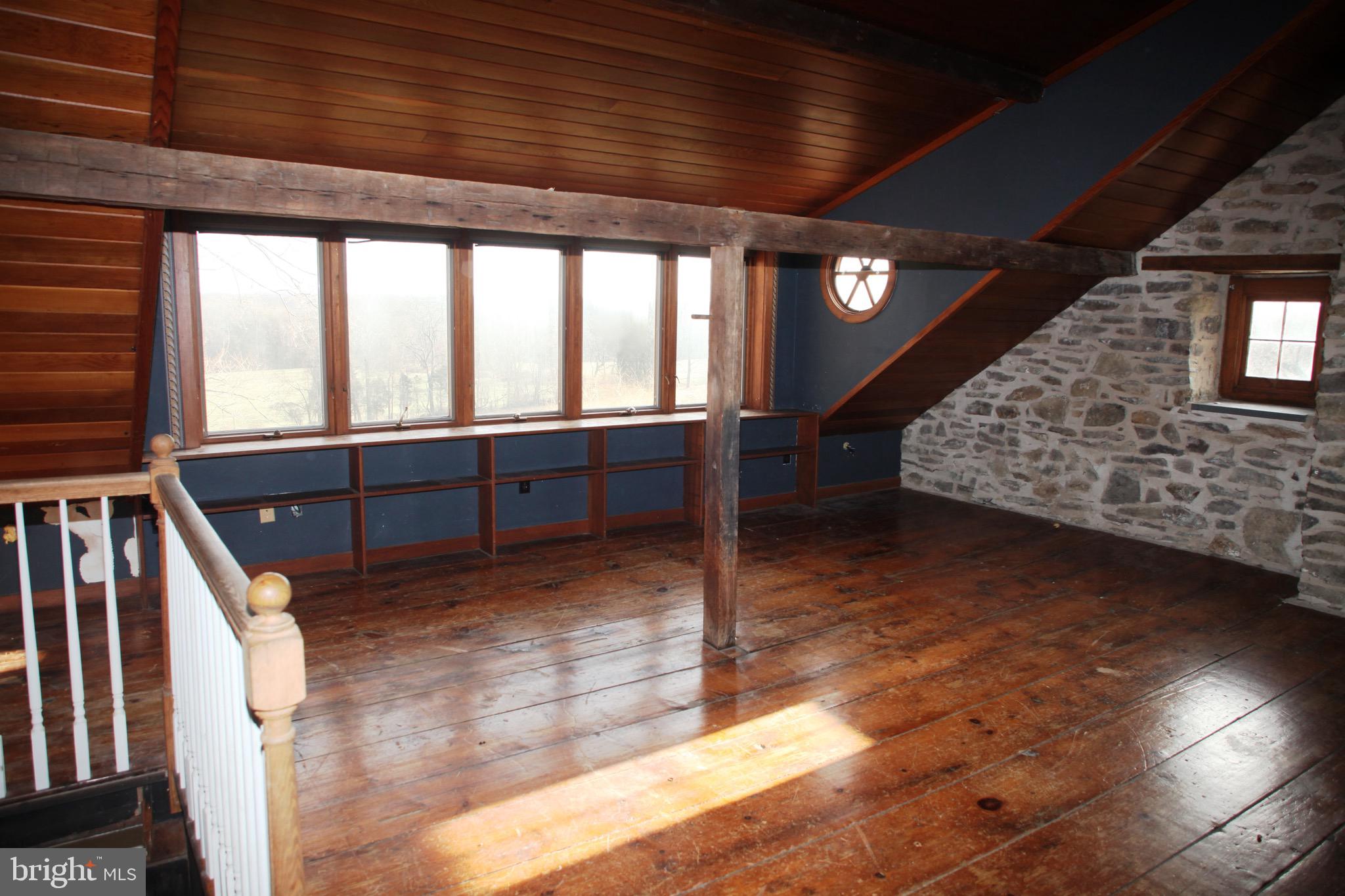 7082 Sladek Road New Hope, PA 18938 - Photo 28 of 41