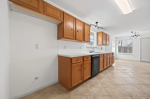 $1,900 | 11002 Bradford Way Drive, Houston, TX 77075