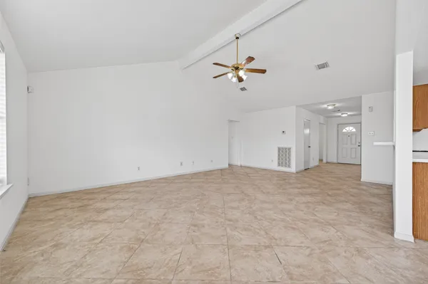 $1,900 | 11002 Bradford Way Drive, Houston, TX 77075